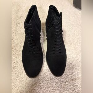 Chic Black Lace-Up Women's Boots